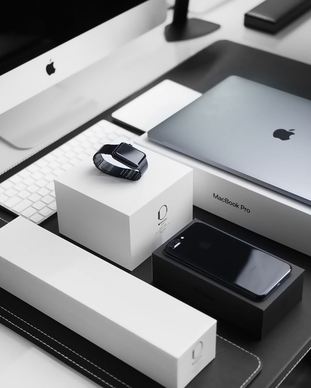 iPhone销售遇冷，大中华区营收下滑，库克寄望AI成新机理由，持续看好中国发展—智能手机行业现状分析