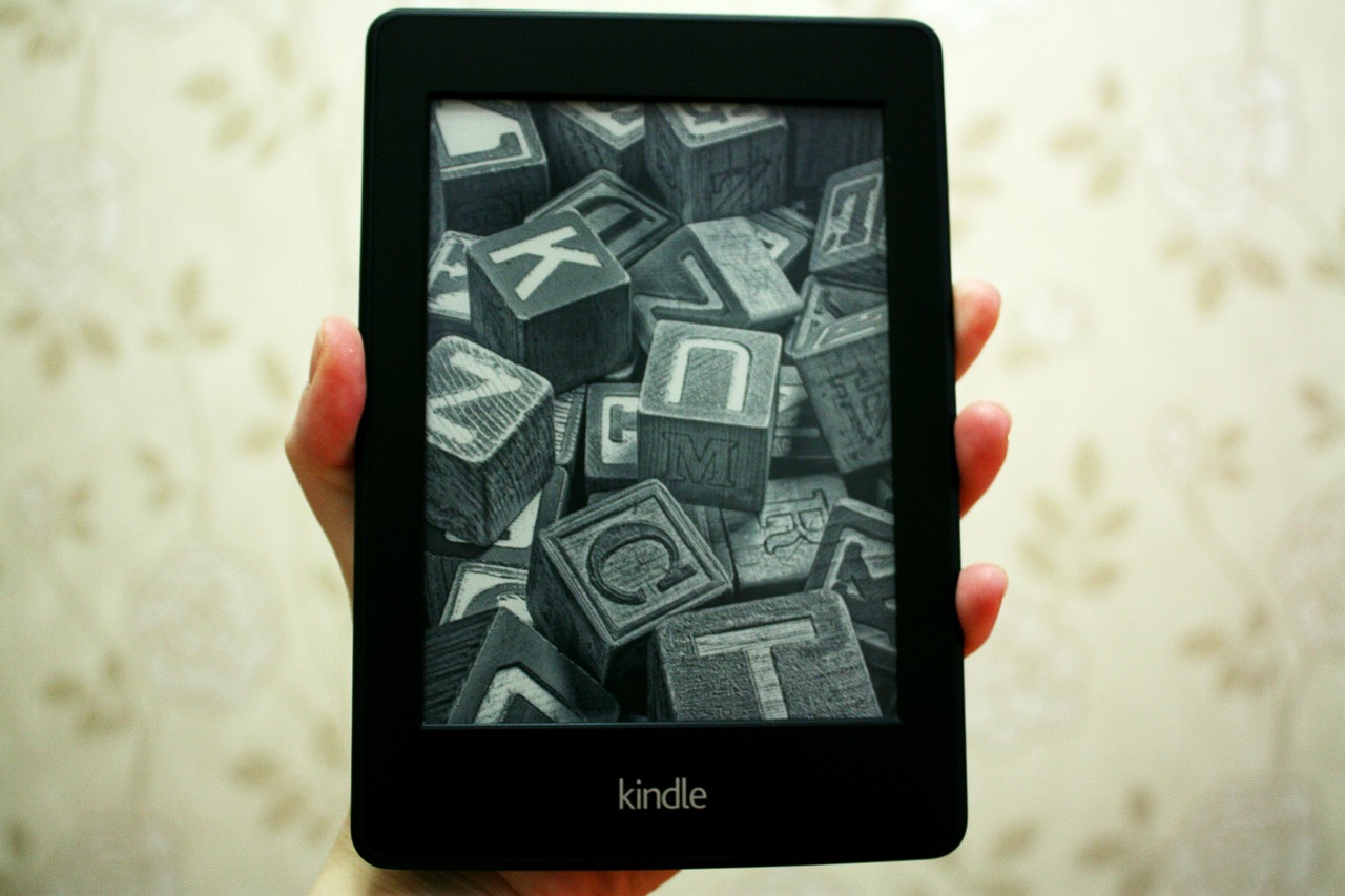 亚马逊中国Kindle电子书业务停止运营，昔日中国市场辉煌不再？