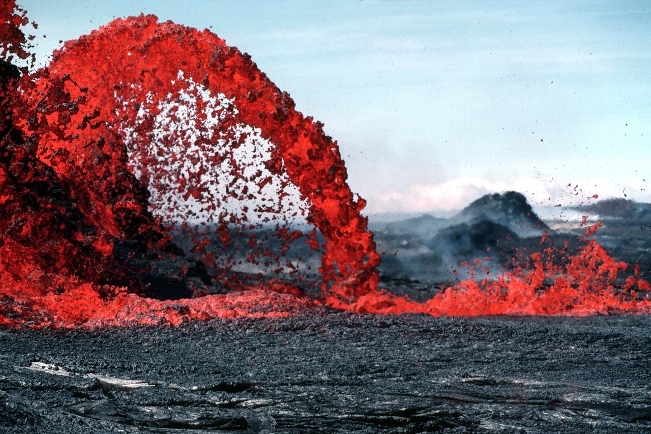 格隆汇6月25日讯，欧洲地中海地震中心聚焦汤加火山喷发影响